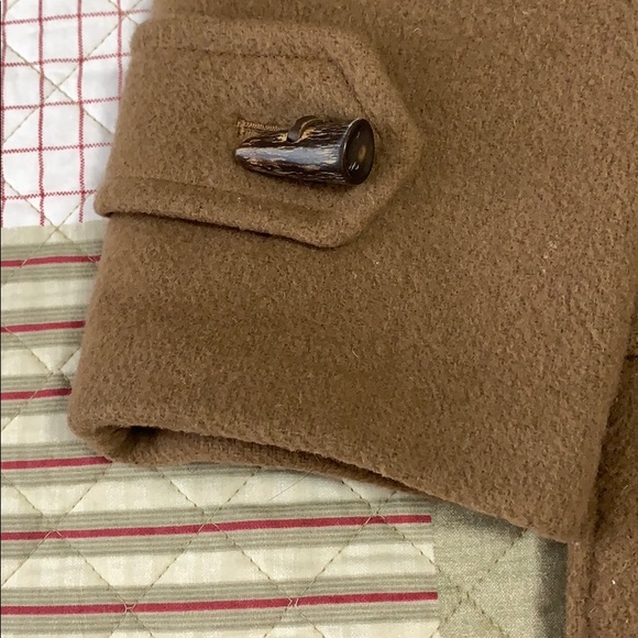 Authentic Burberry Duffle Coat - Picture 5 of 8